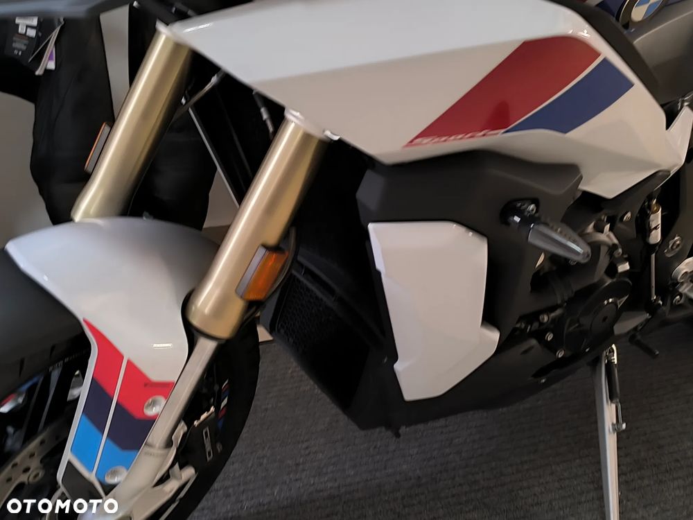 BMW XR - 26