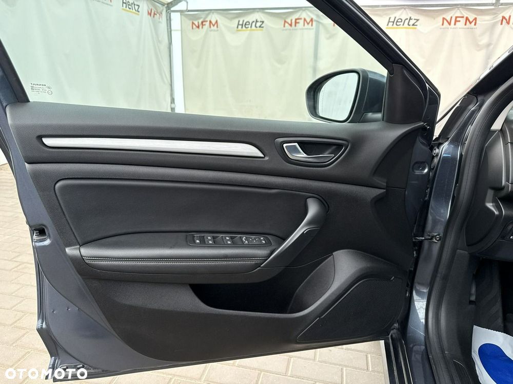 Renault Megane - 11