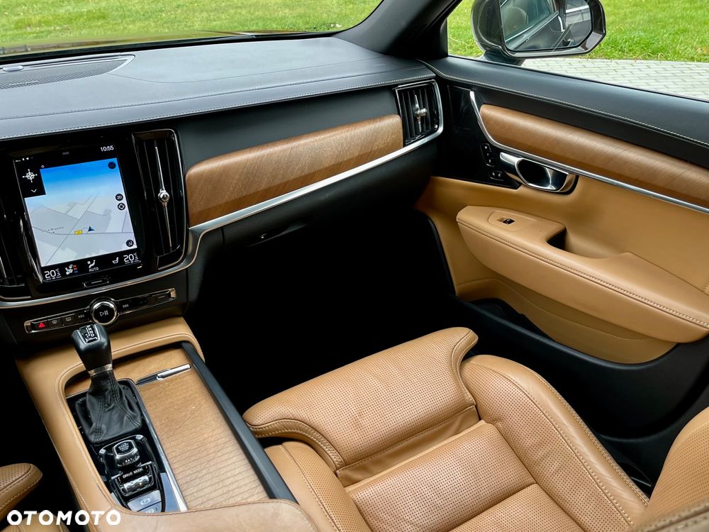 Volvo V90 D4 SCR AWD Inscription - 22