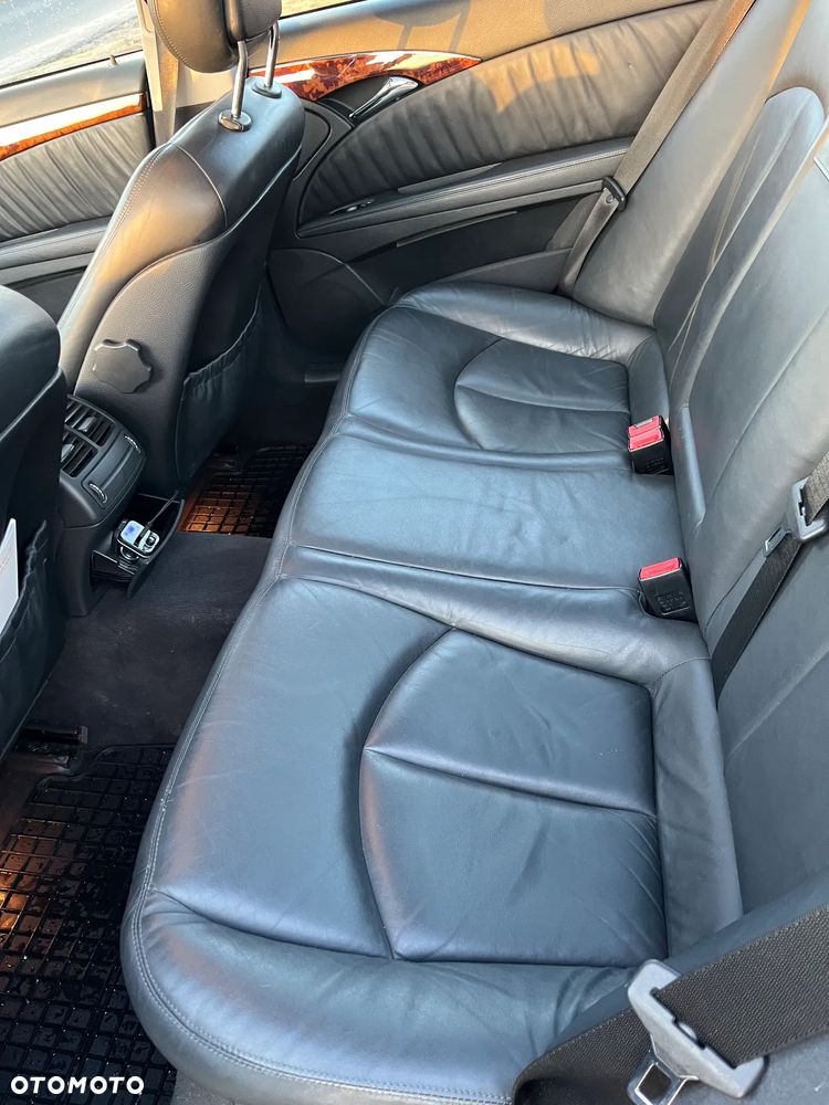 Mercedes-Benz Klasa E - 12