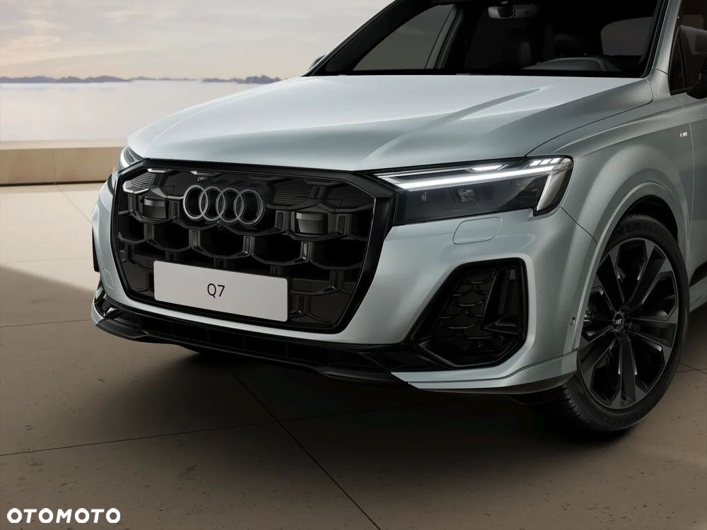 Audi Q7 - 1