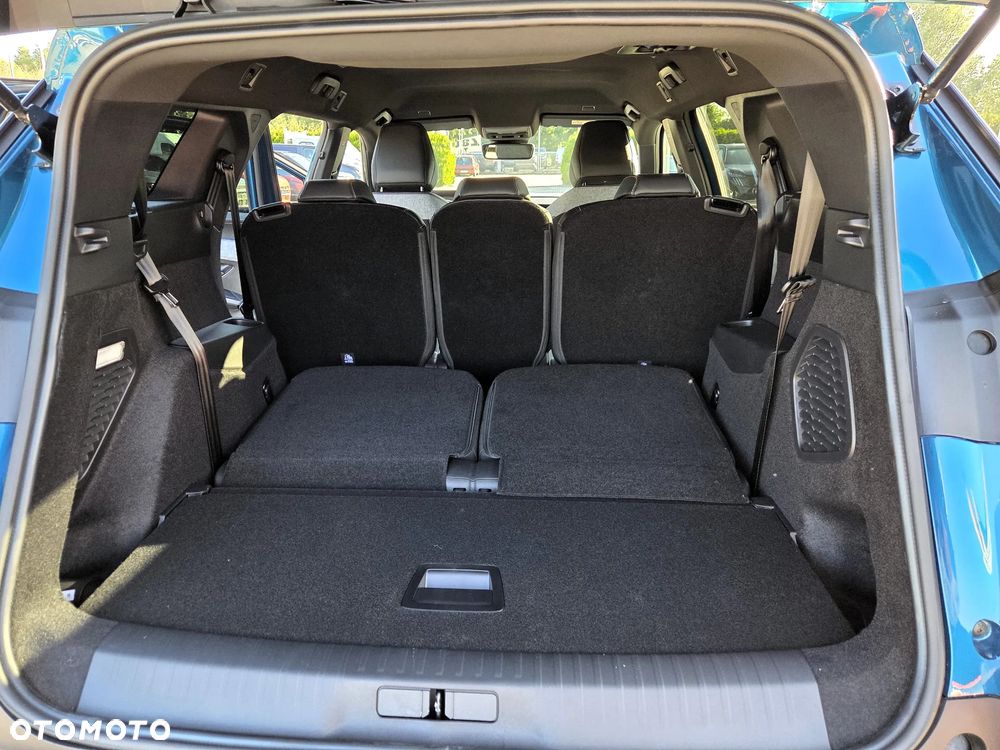 Peugeot 5008 1.2 PureTech mHEV Allure S&S e-DCS6 - 24