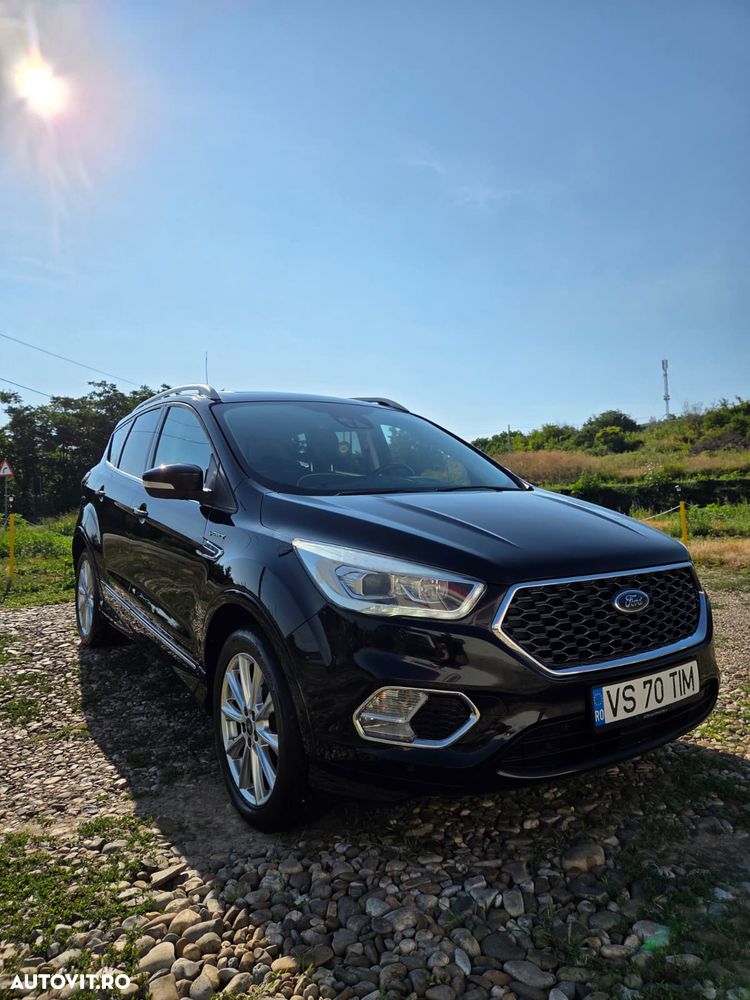 Ford Kuga 2.0 TDCi 4WD Powershift Vignale - 2