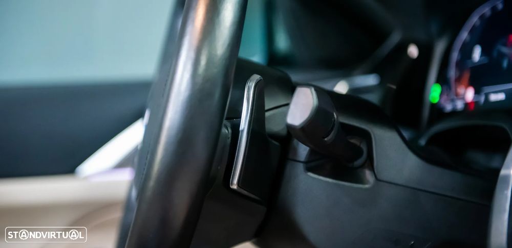 BMW 420 d xDrive Desportiva M Auto - 38