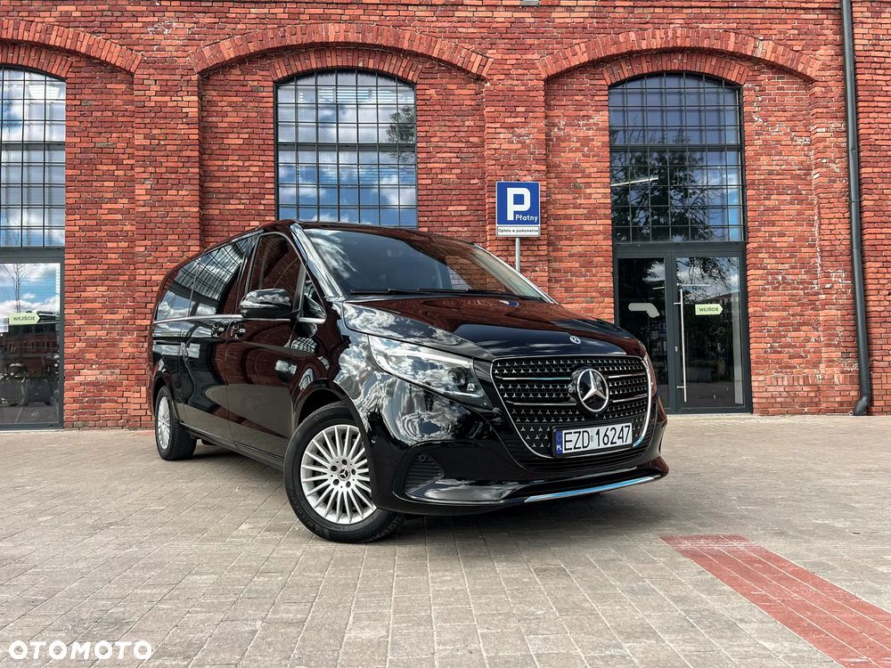 Mercedes-Benz Klasa V 300 d Extralang 4Matic 9G-TRONIC Avantgarde - 10