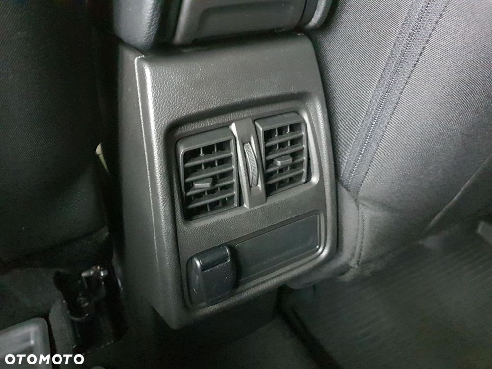 Renault Captur 1.0 TCe Equilibre - 19