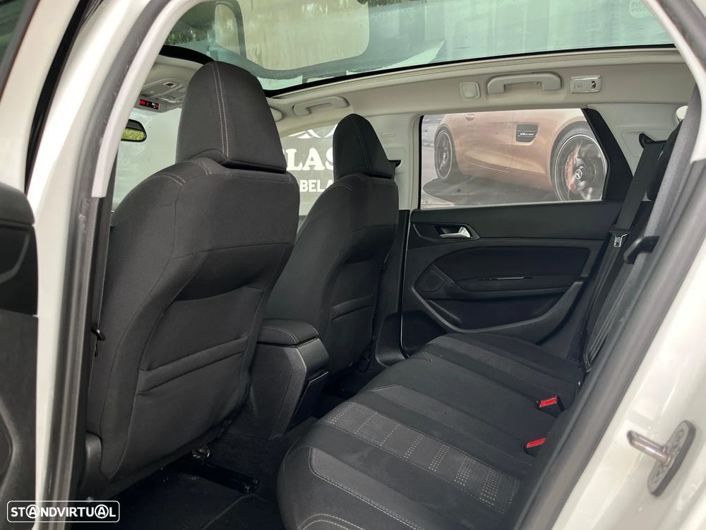 Peugeot 308 SW BlueHDi 120 EAT6 Stop & Start Allure - 10