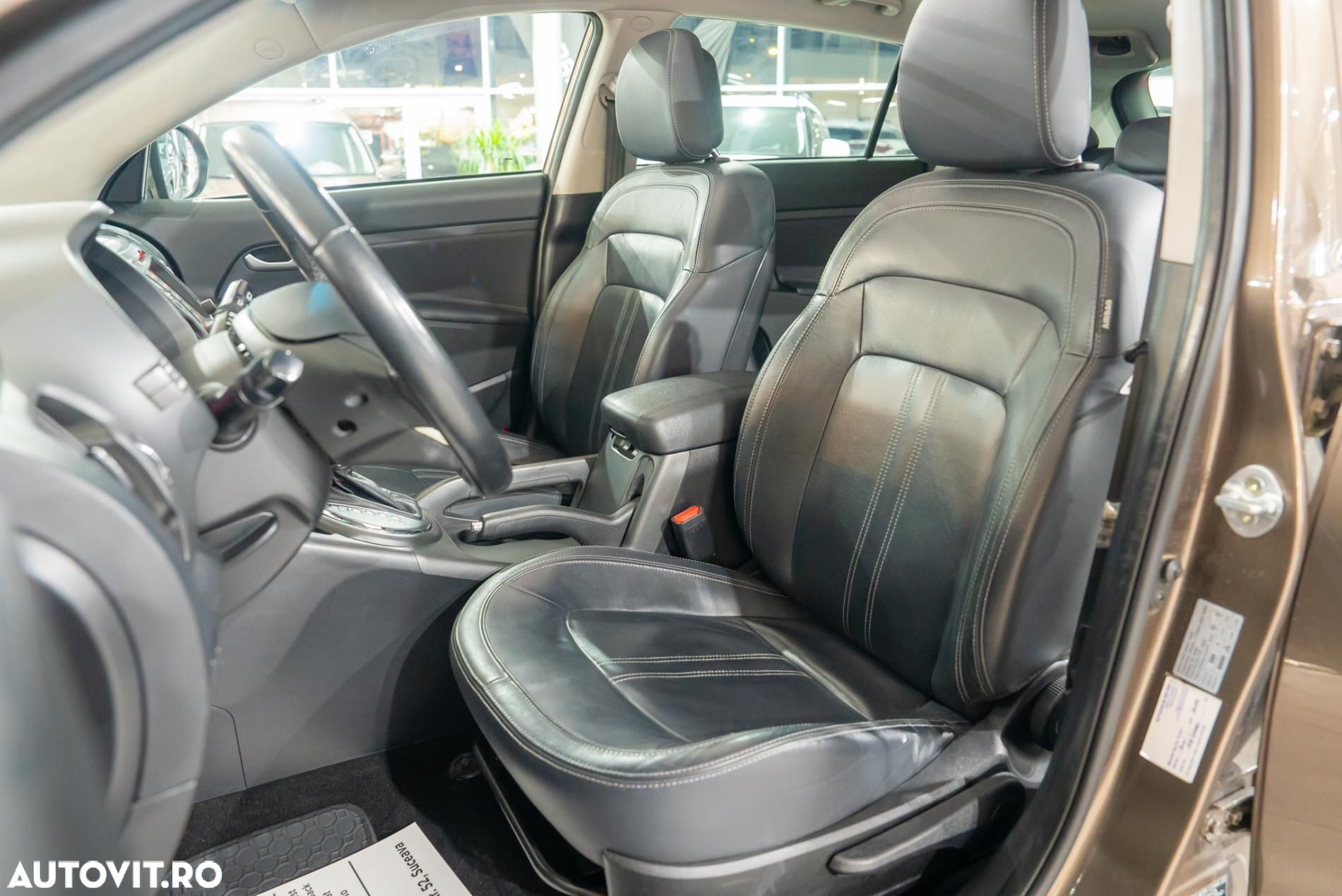 Kia Sportage 2.0 CRDI 4WD Automatik Spirit - 5