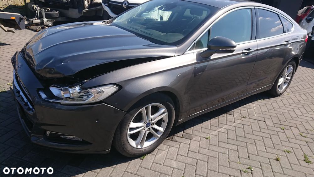 Ford Mondeo - 9