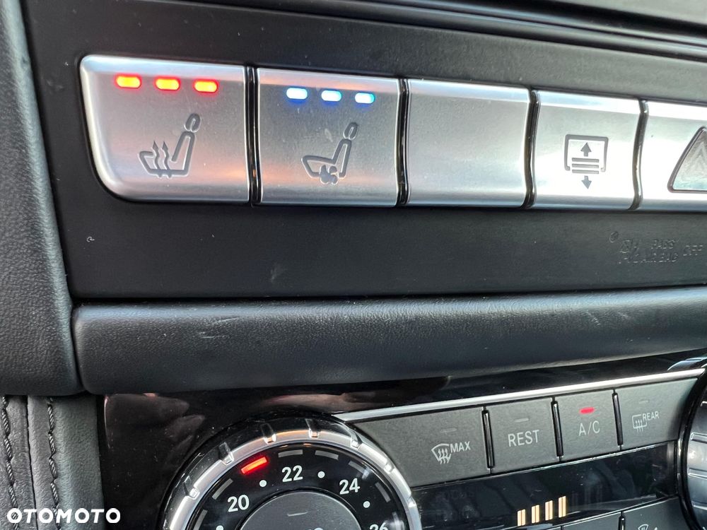 Mercedes-Benz CLS 500 4Matic 7G-TRONIC - 19