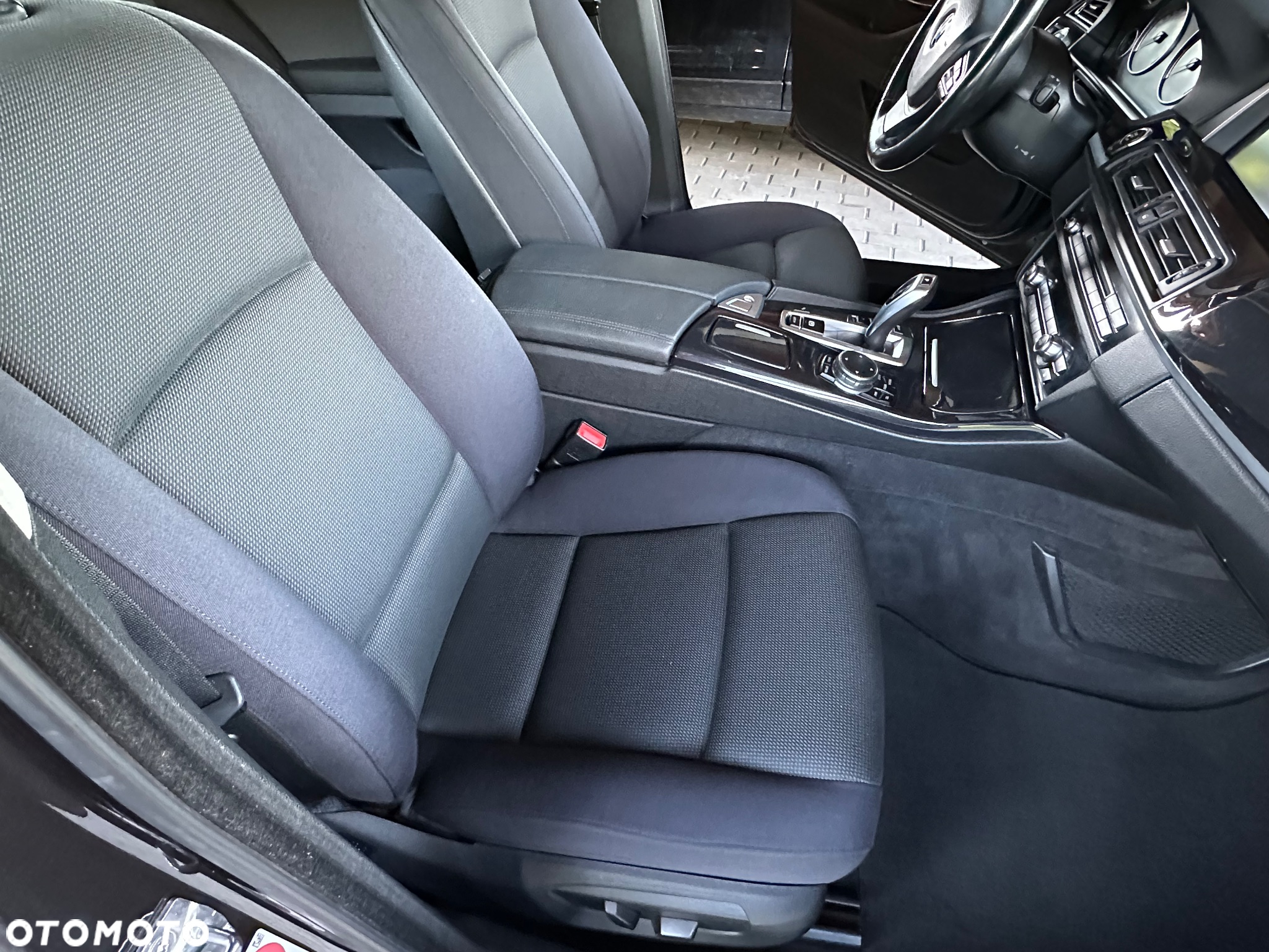 BMW Seria 5 520d Efficient Dynamics Edition - 14