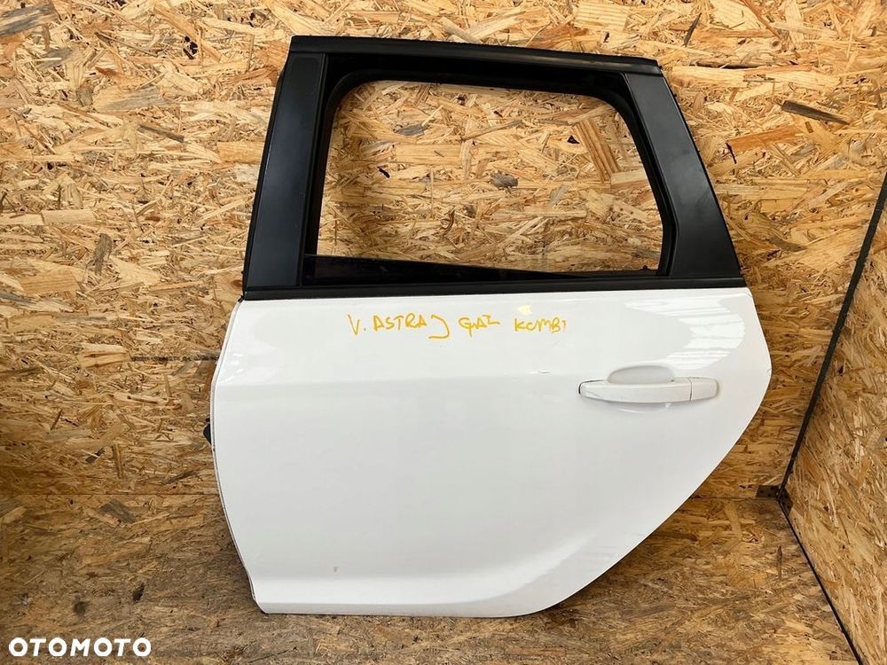 Drzwi TYLNE LEWE lewy tył OPEL ASTRA J IV KOMBI Lakier: GAZ Z40R