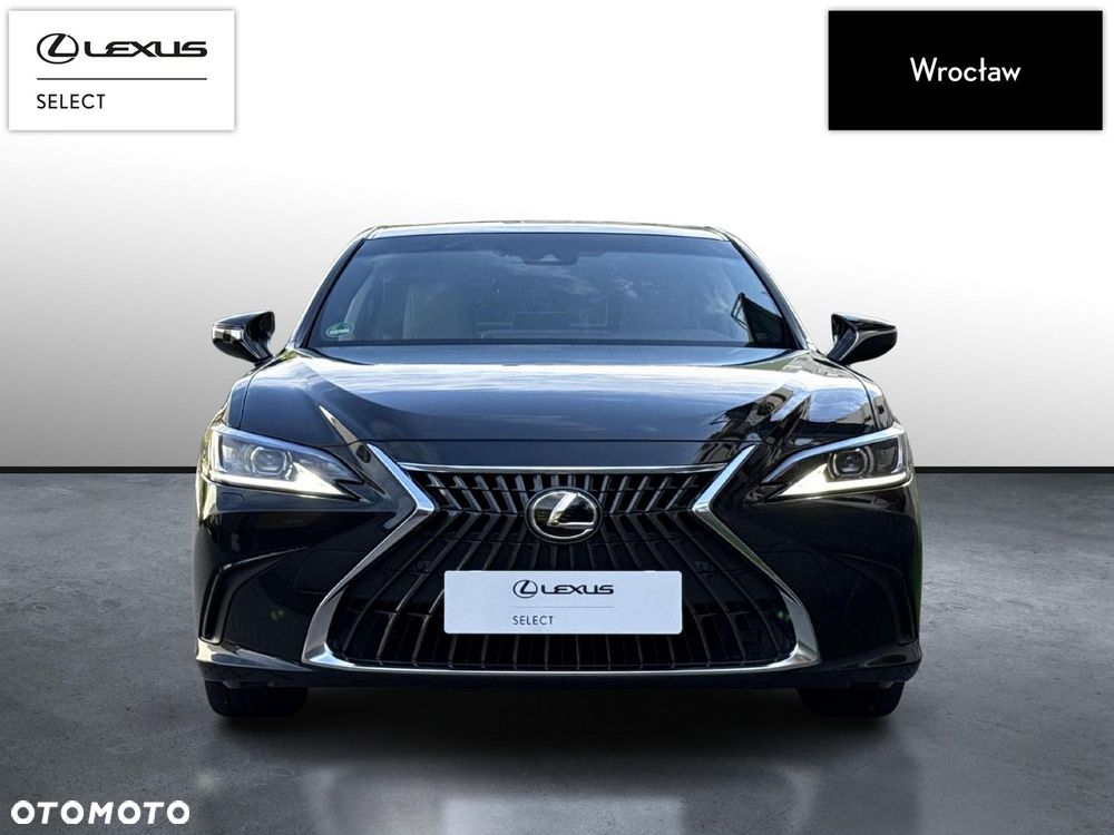 Lexus ES 300h Business Edition - 8