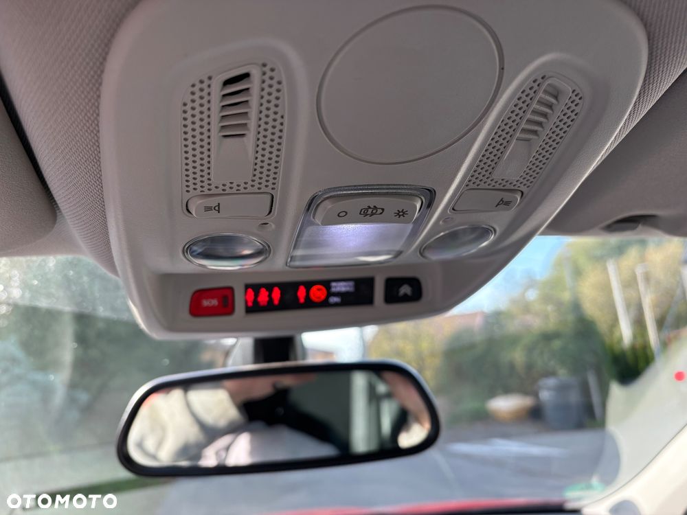 Citroën C4 1.2 PureTech Shine S&S - 25