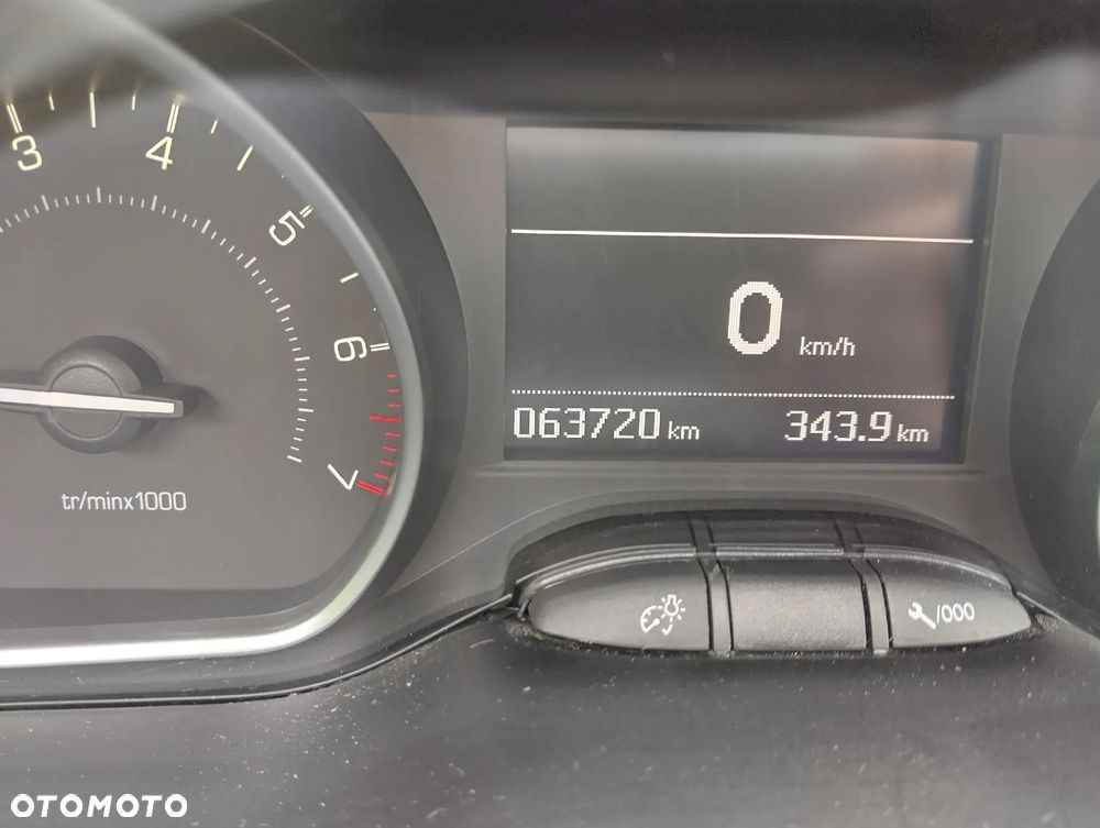 Peugeot 208 PureTech 82 Start & Stop Tech Edition - 31