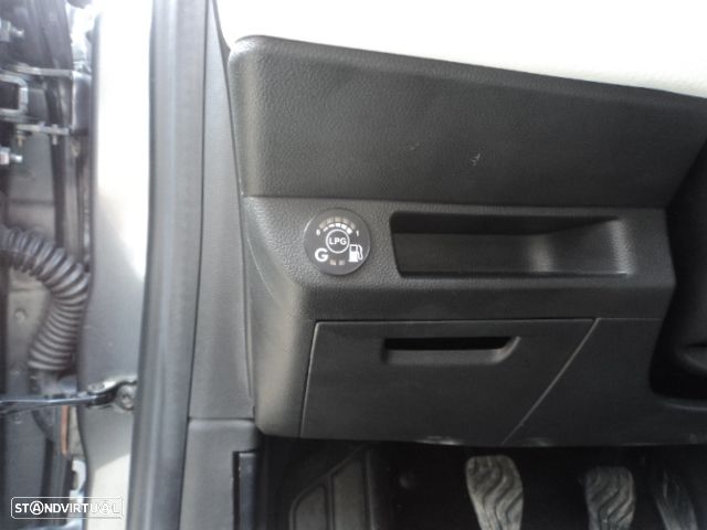 Renault Clio 1.0 TCe Evolution Bi-Fuel - 17