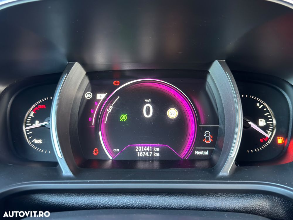 Renault Megane ENERGY dCi 110 EDC BOSE EDITION - 22