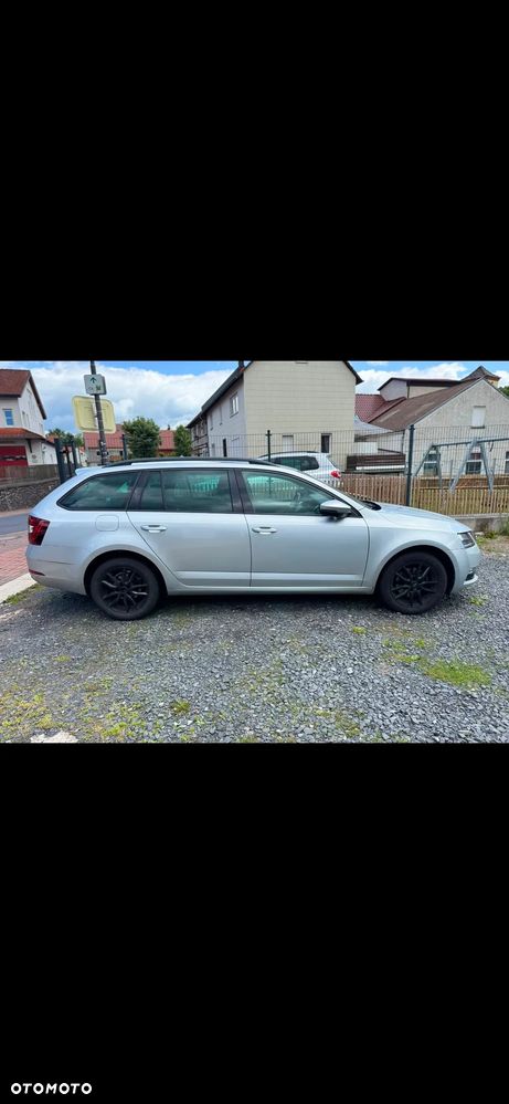 Skoda Octavia 2.0 TDI DSG Style - 4