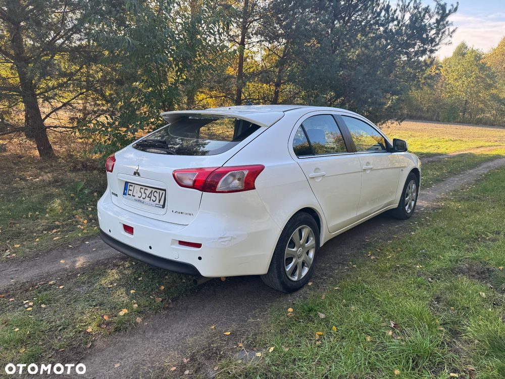 Mitsubishi Lancer 2011 photo 5