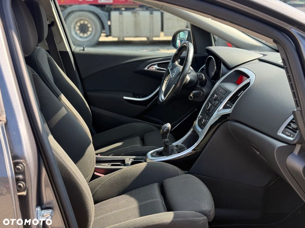 Opel Astra 1.4 Turbo Sport - 24