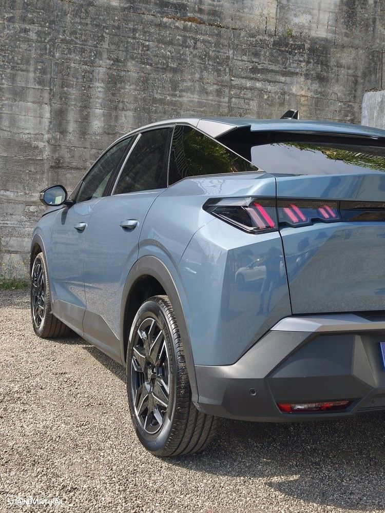 Peugeot 3008 1.2 Hybrid Allure e-DCS6 - 17