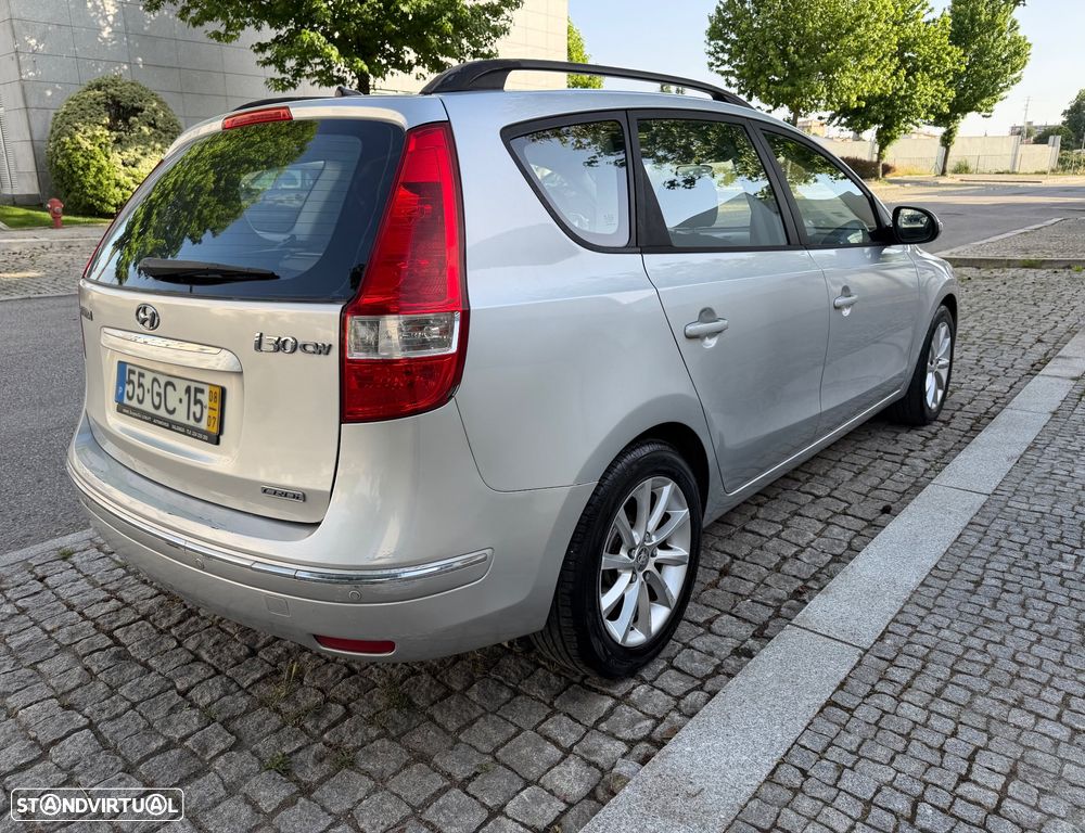 Hyundai i30 CW 1.6 CRDi Comfort - 4