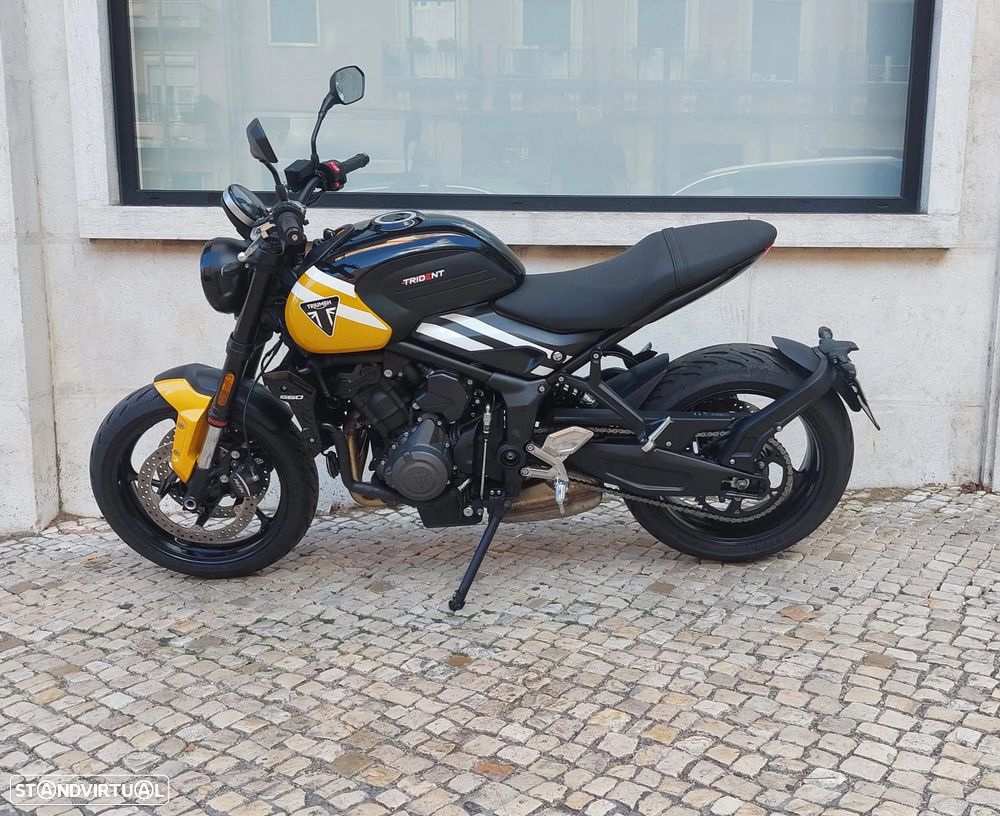 Triumph Trident 660 - 2