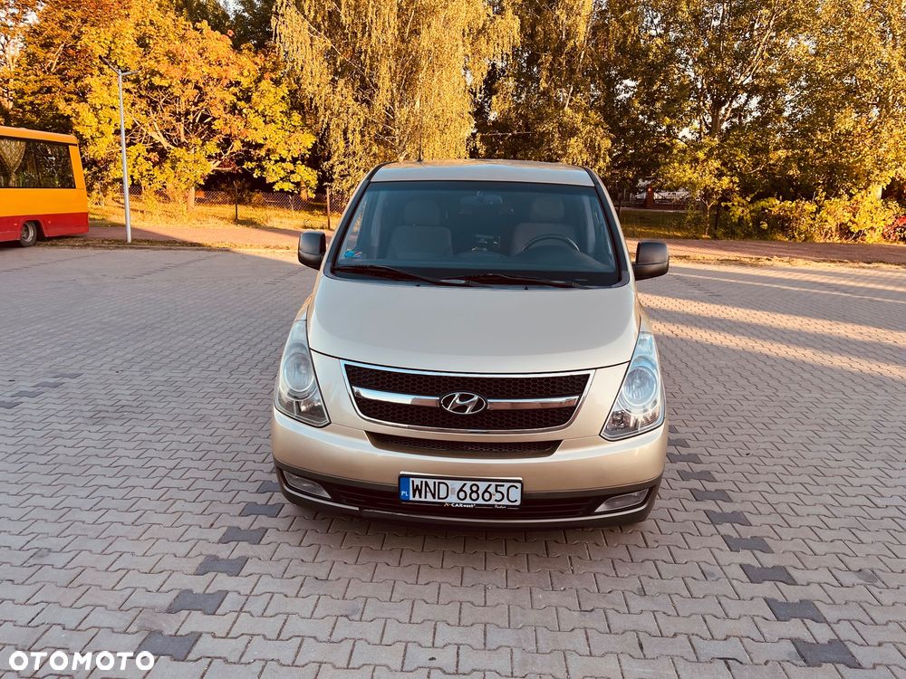 Hyundai H-1 Starex - 4