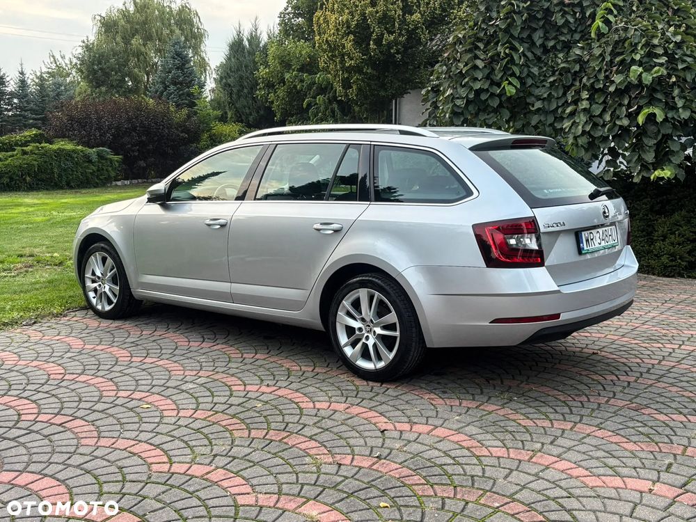 Skoda Octavia 1.6 TDI Clever DSG - 5