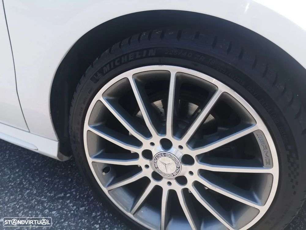 Mercedes-Benz A 180 CDi BE AMG Line - 13