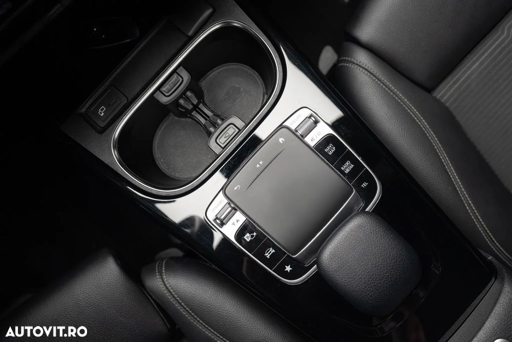 Mercedes-Benz A 220 7G-DCT - 22