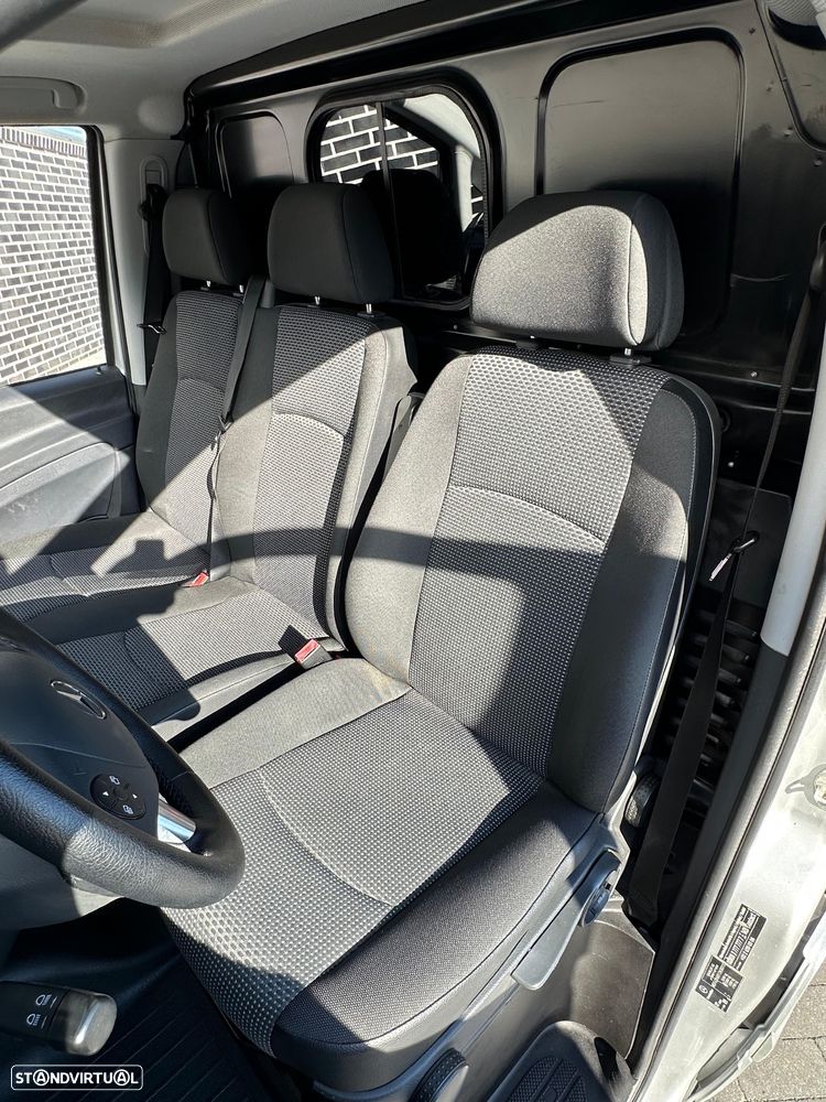 Mercedes-Benz Vito - Automática - 14