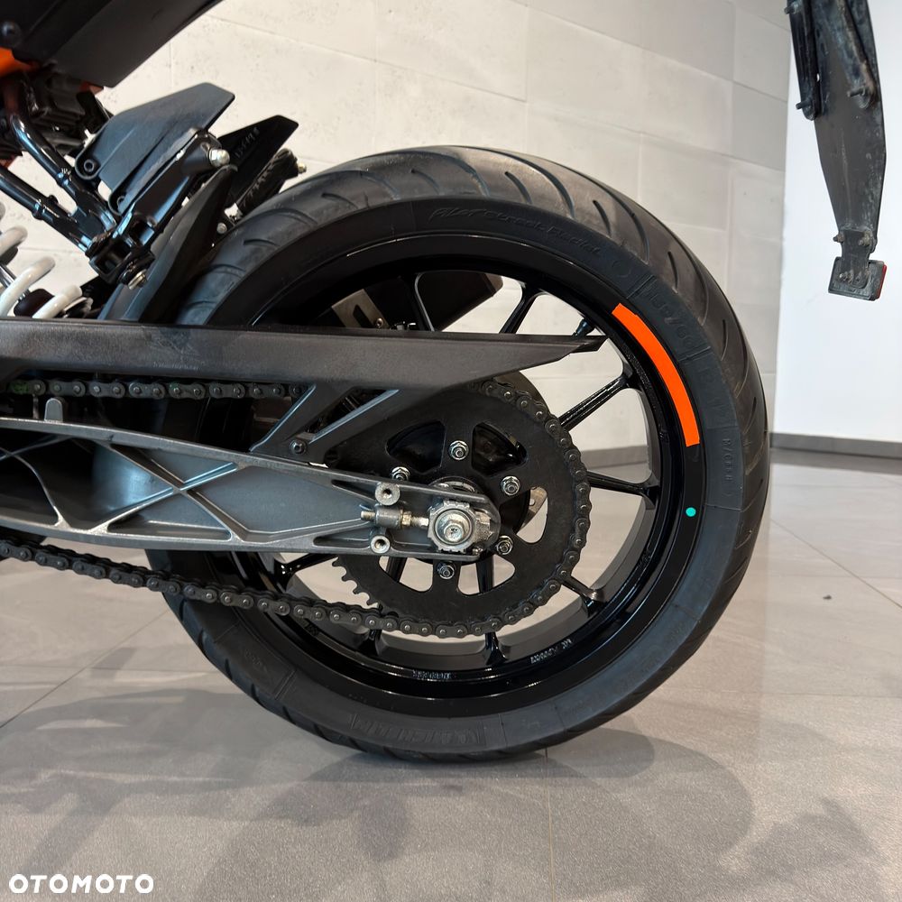 KTM Duke - 16