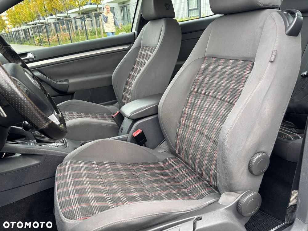 Volkswagen Golf 2.0 TSI GTI DSG - 15