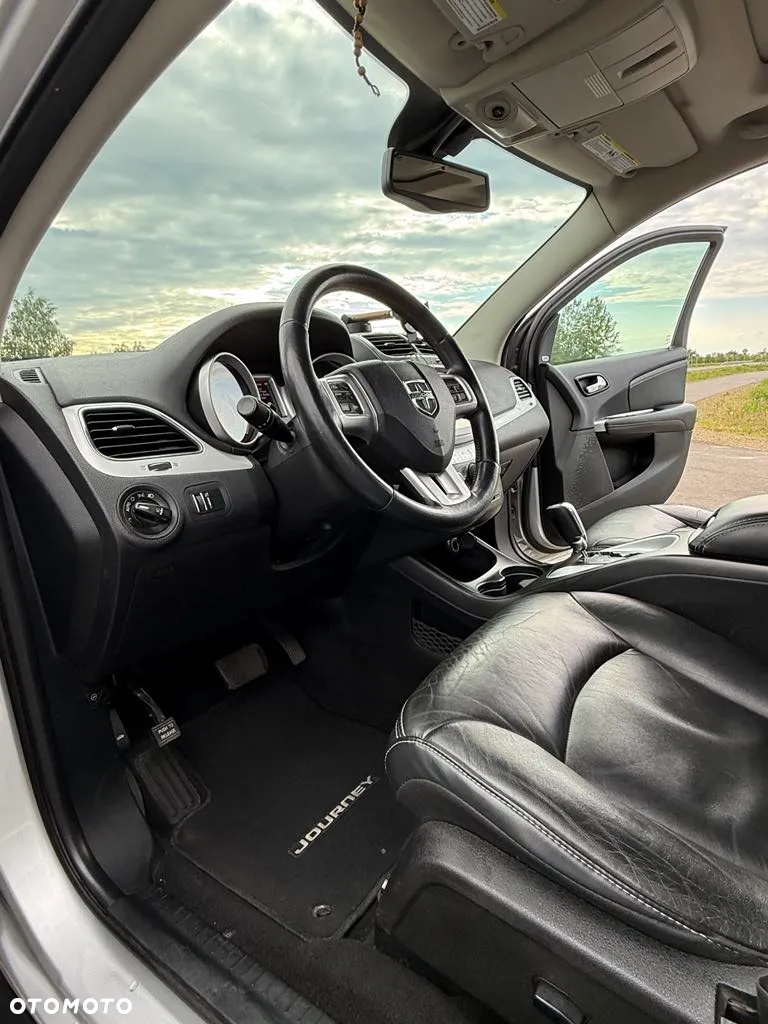 Dodge Journey - 16
