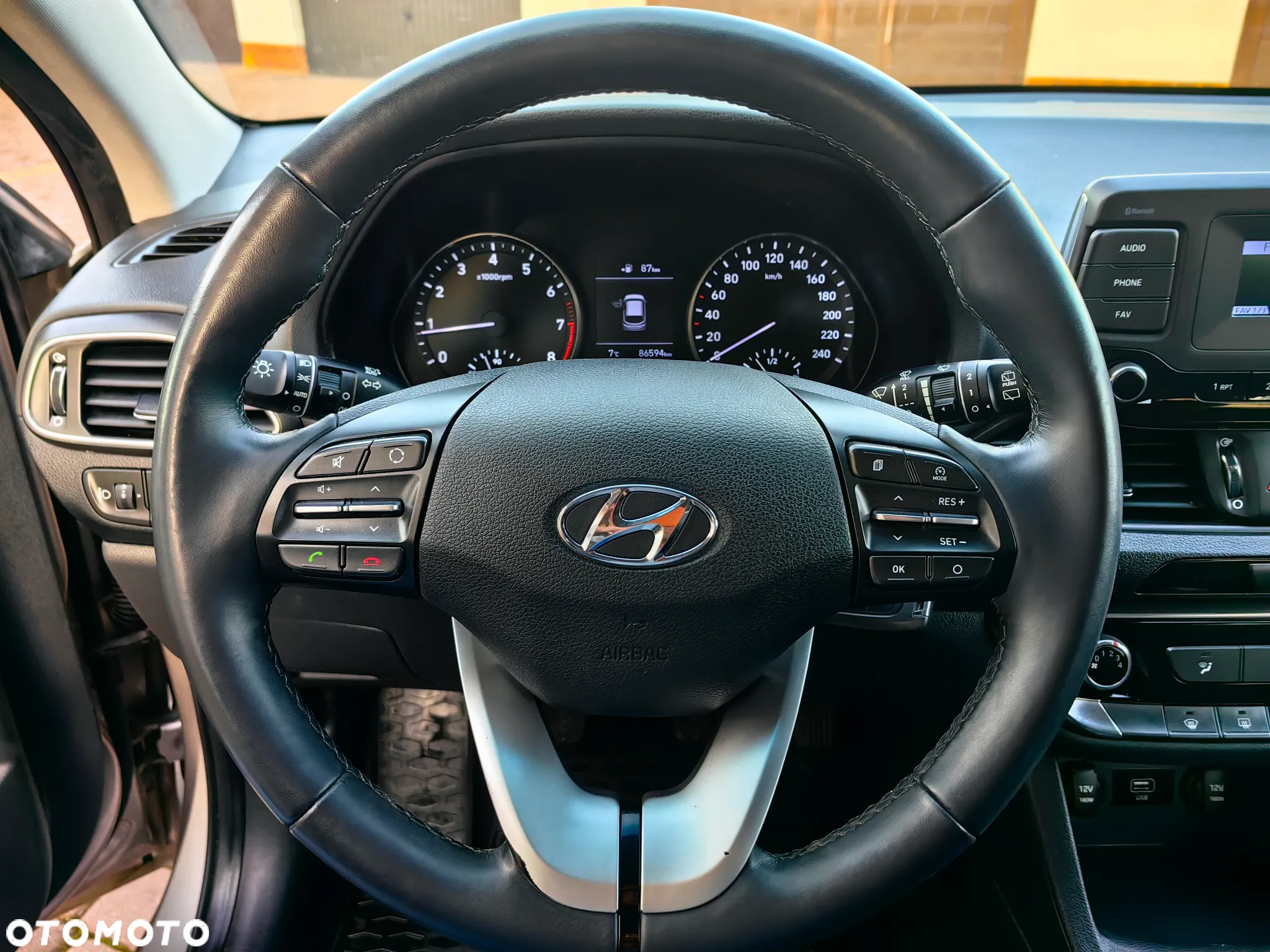 Hyundai i30 1.4 Classic + - 21
