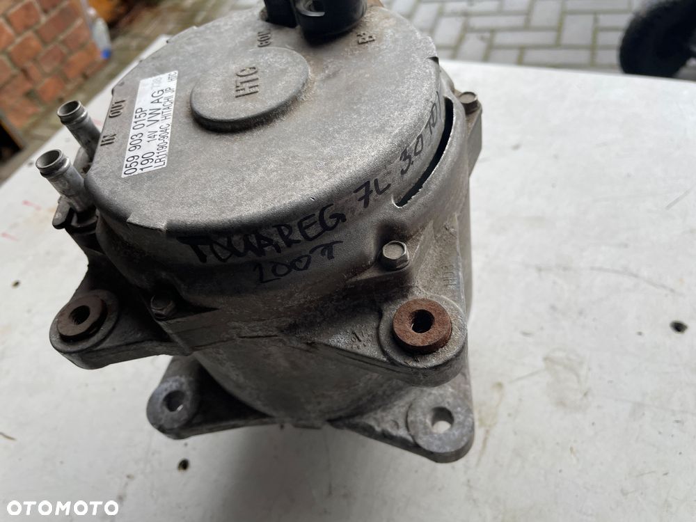 Alternator VW Touareg Audi Phaeton ze sprzęgłem 059903015P - 2