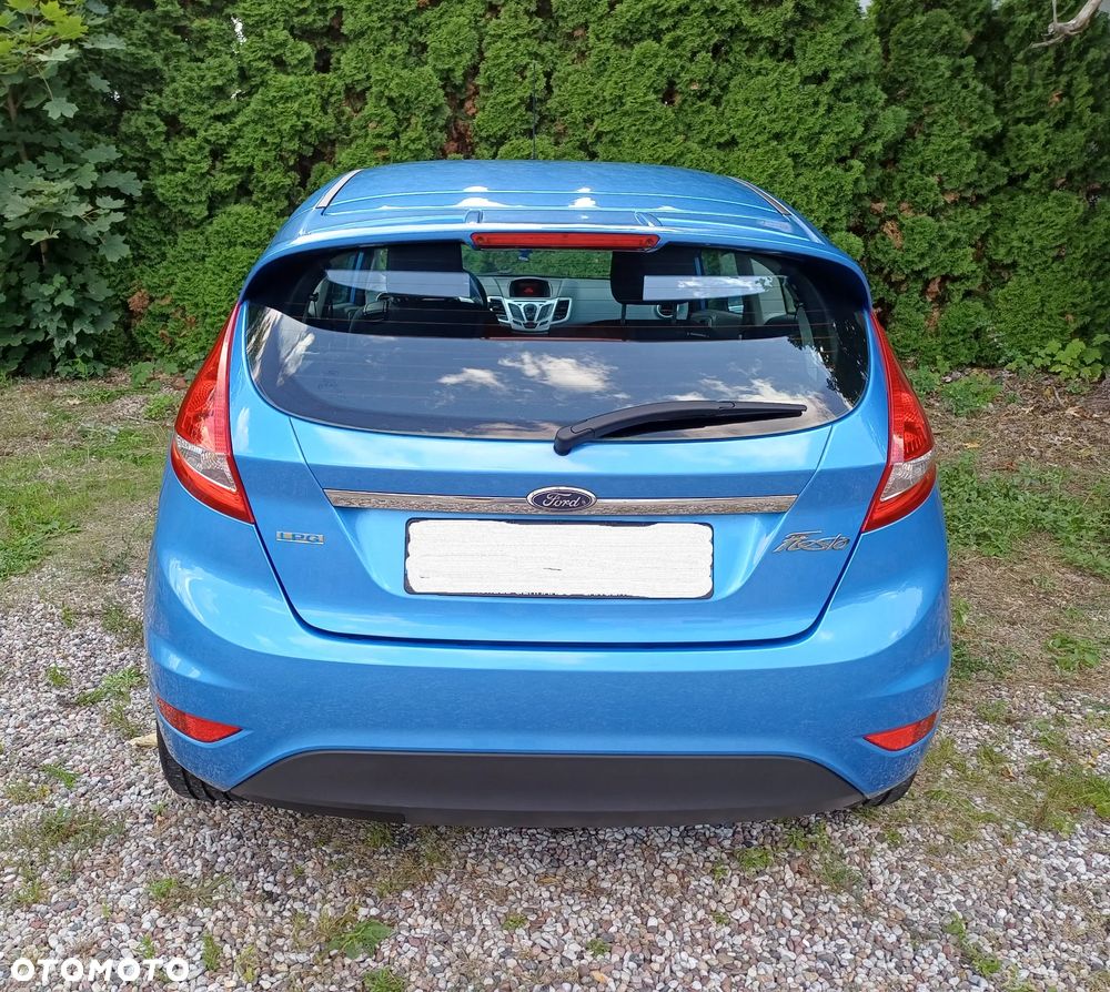 Ford Fiesta 1.4 Titanium - 12