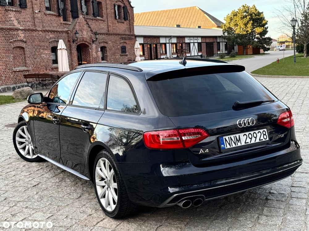 Audi A4 Avant 2.0 TDI Quattro - 33