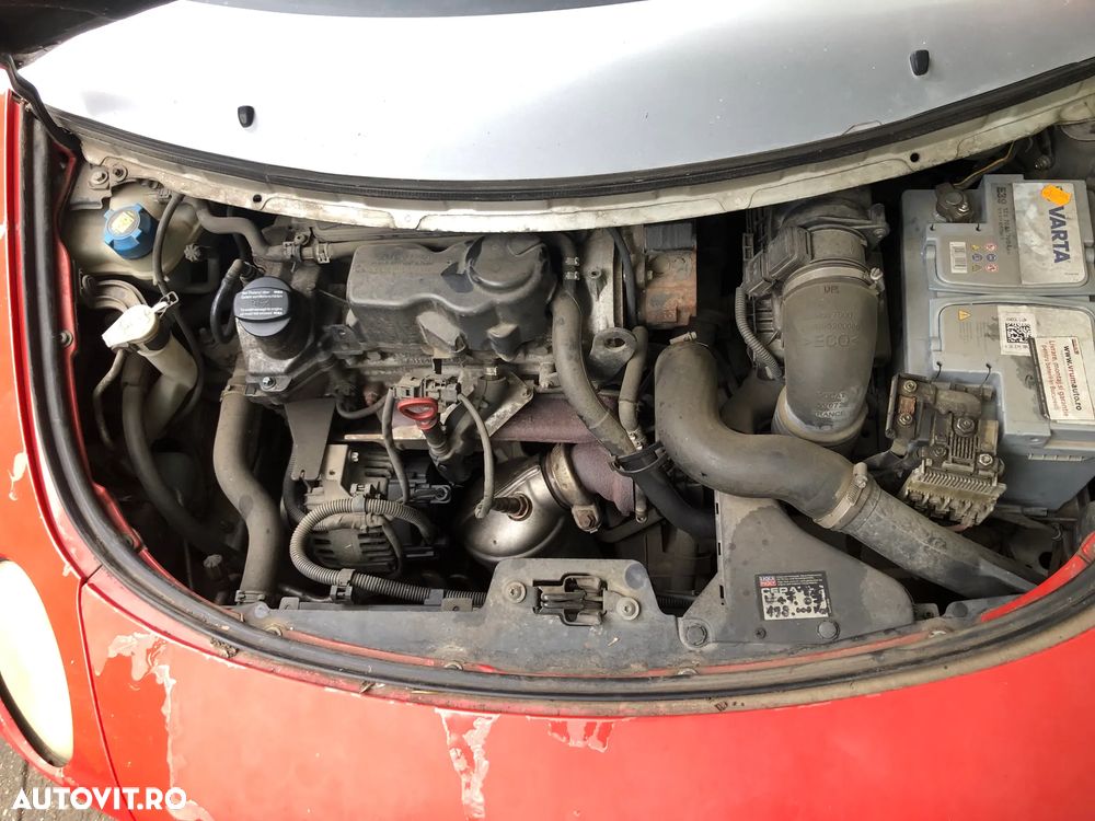 Dezmembrez Smart ForFour 2006 rosu cu gri motorizare 1,5 DCI cutie viteze manuala - 5