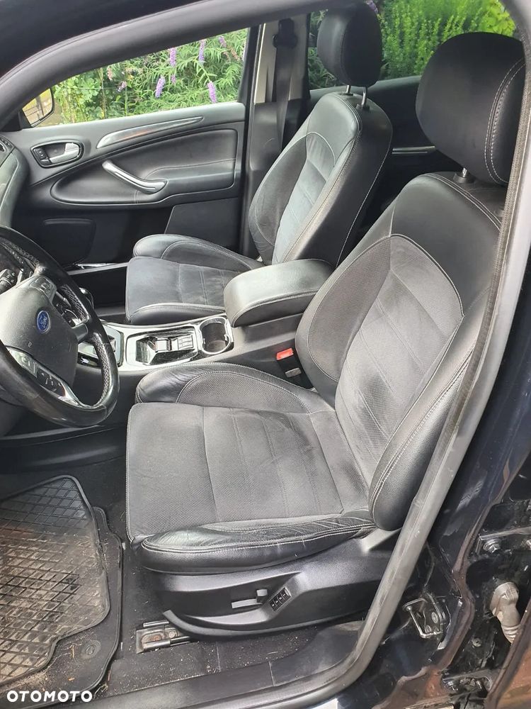 Ford S-Max 2.0 TDCi DPF Titanium - 4