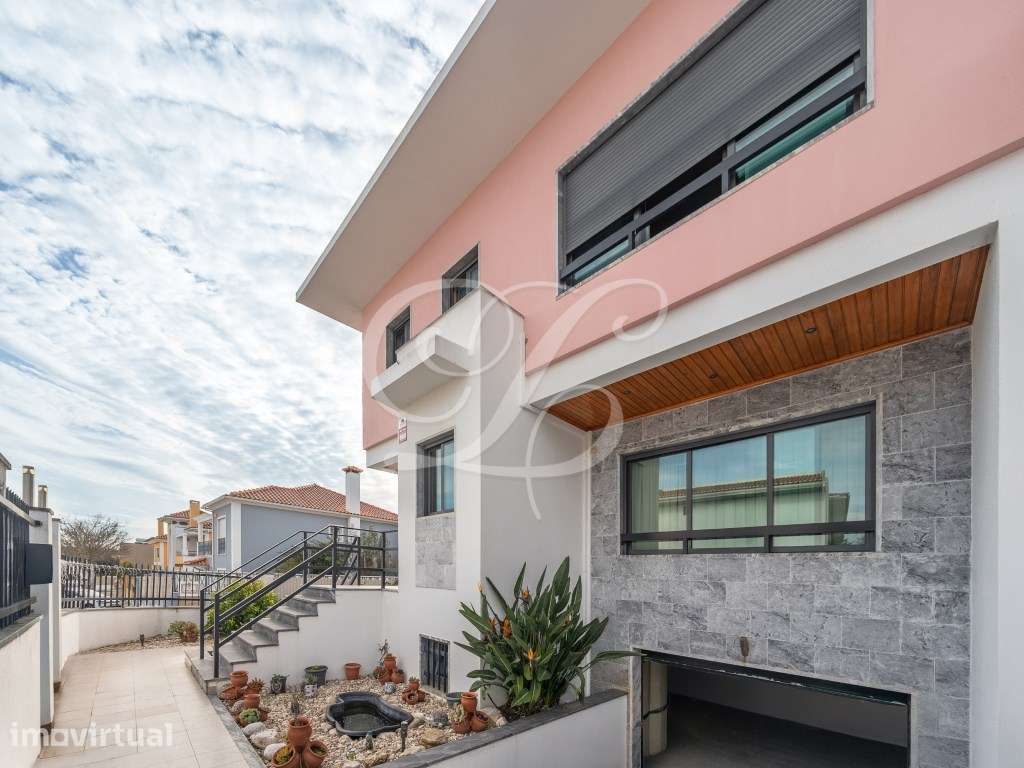 Moradia T3 + 1 c/ Jardim | Cascais - Grande imagem: 3/29