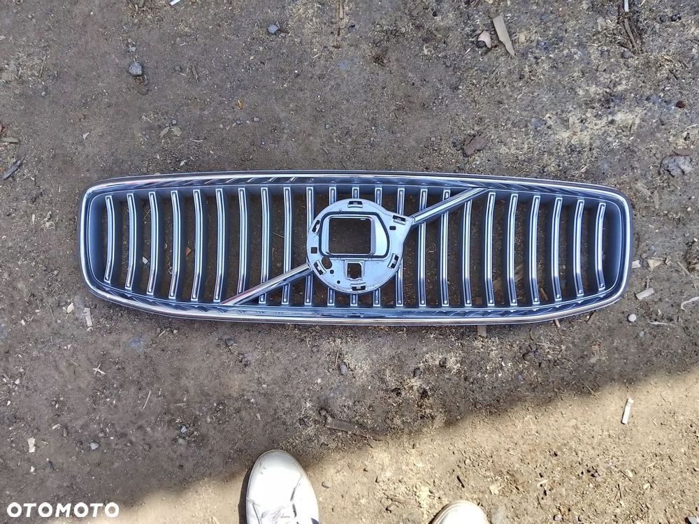 atrapa grill volvo s90 ii lift 32234070 - 1