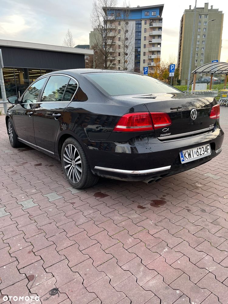 Volkswagen Passat 2.0 TDI Comfortline DSG - 13