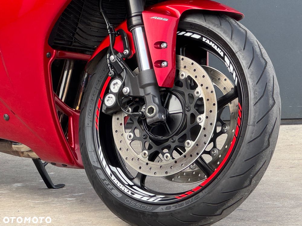 Yamaha FZ - 3