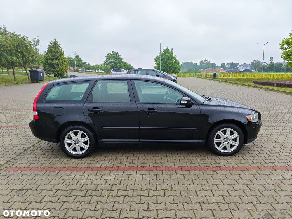 Volvo V50 2.0D Momentum - 4