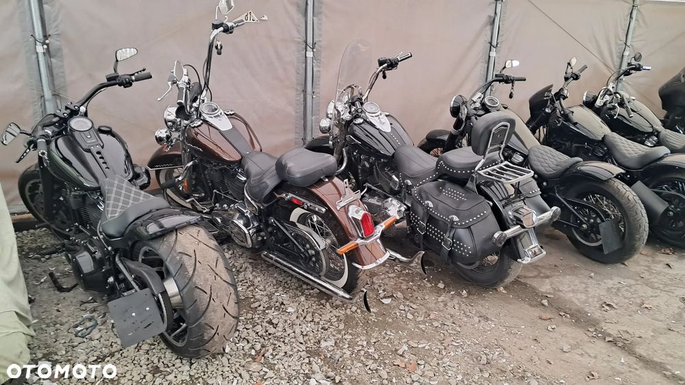 Harley-Davidson Softail Fat Boy - 24