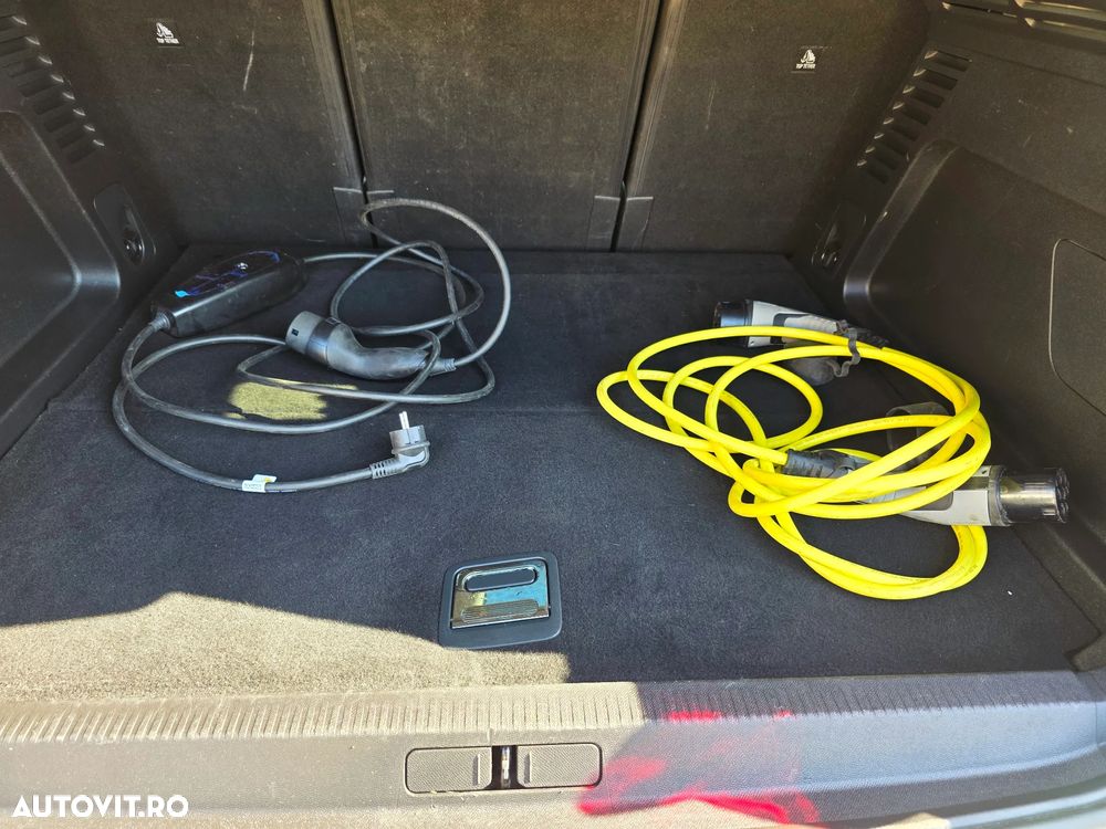 Citroën C5 Aircross 1.6 PHeV FWD 225 EAT8 Shine - 18