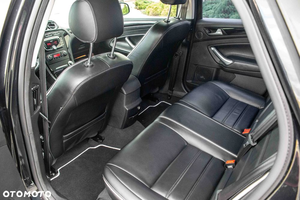 Ford Mondeo 1.6 T Titanium LXS - 24