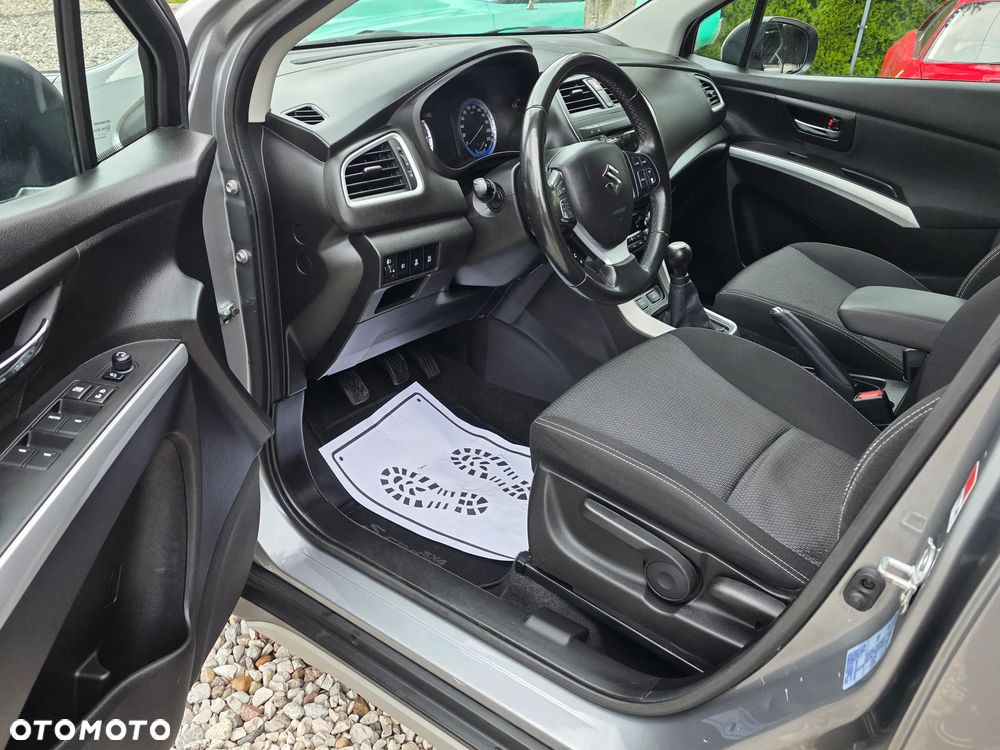 Suzuki SX4 S-Cross - 24